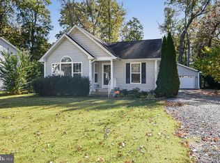 307 Piney Forest Dr, Colonial Beach, VA 22443