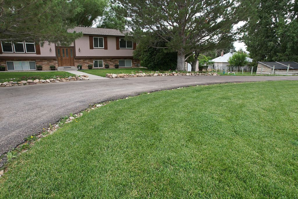 360 N State St - Property Image