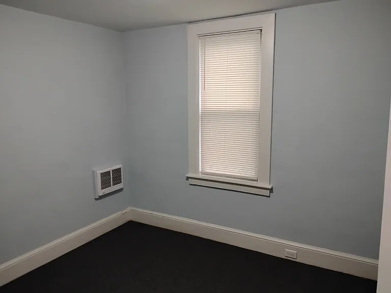 429 Manor St #4 — Photo 7