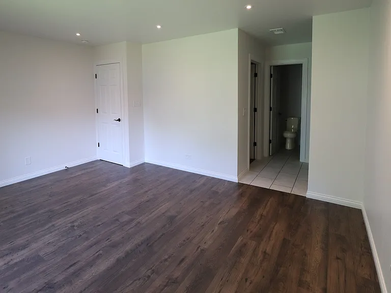 826 Thornton Ct #2 — Photo 4