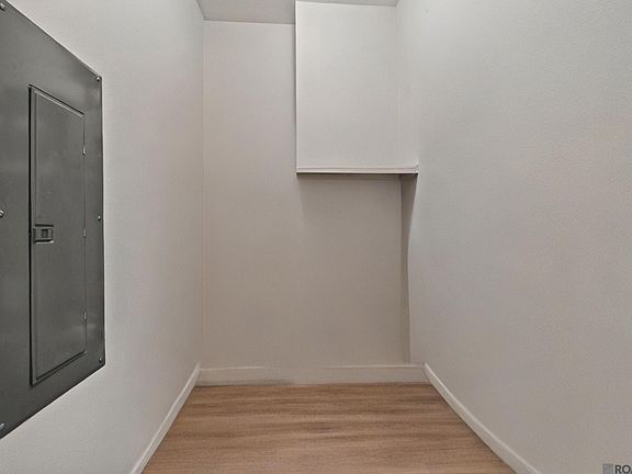 5th image of 809 Summer Breeze Dr APT 101