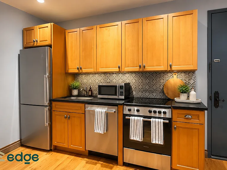 254 Palmetto St #3G — Photo 3