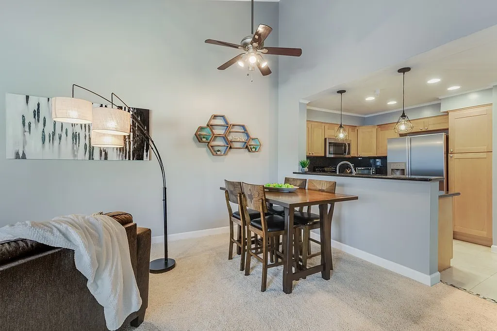 1 bed, 693 sqft, $2,600 — Photo 4
