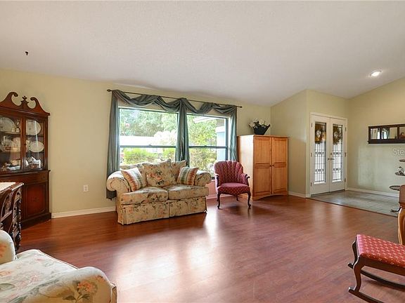 4th image of 2892 Hammock Dr