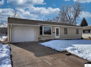 4535 Vinton St, Omaha, NE 68106