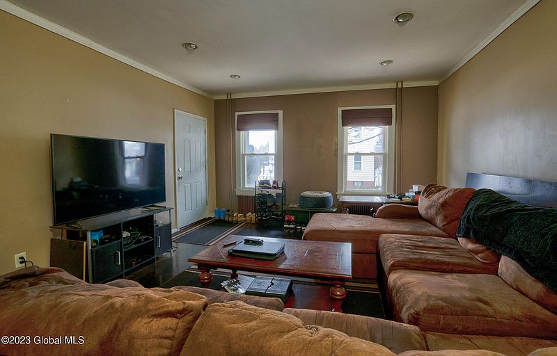3rd image of 1204 7th Avenue