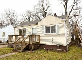 445 W Madge Ave, Hazel Park, MI