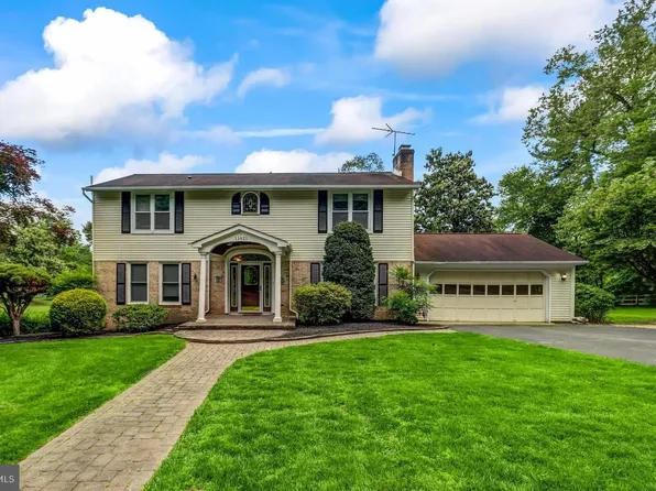 11621 Chapel Rd, Clifton, VA 20124