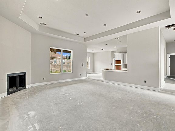 2nd image of 2004 Lola Ln