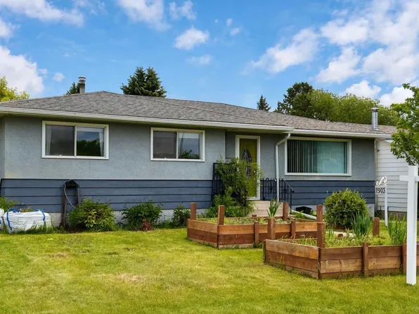 15003 81st St NW, Edmonton, AB T5C 1P4
