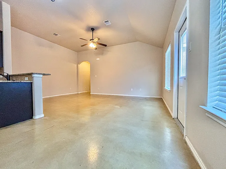 752 Saengerhalle Rd — Photo 6
