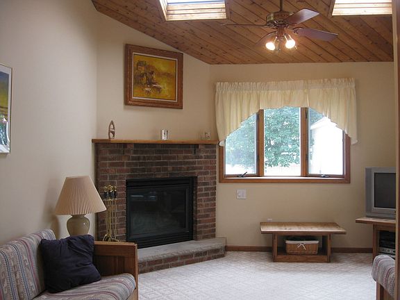 Family room w/skylights