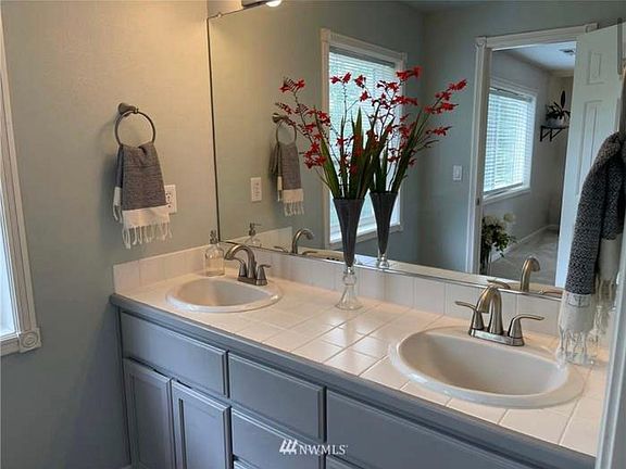 4th image of 11411 NW 34th Ct
