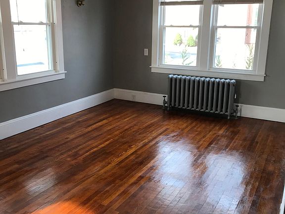 Master bedroom, 2nd floor