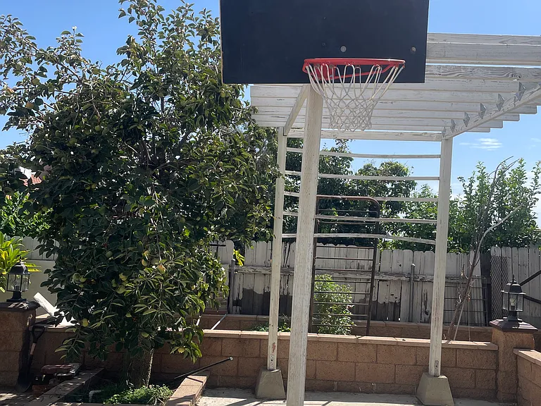 Buckeye St — Photo 21
