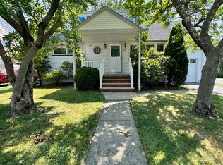 636 Tilden Ave, Teaneck, NJ 07666