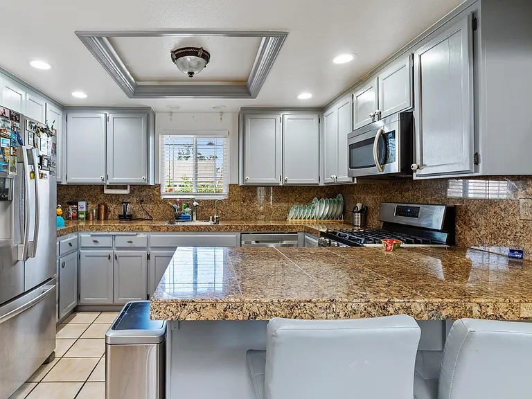 333 Lone Oak Dr — Photo 7