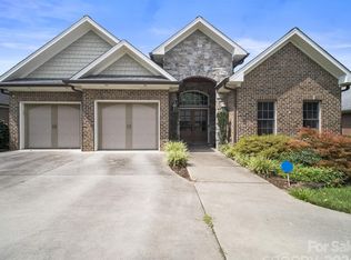 259 20th Avenue Dr NW, Hickory, NC 28601