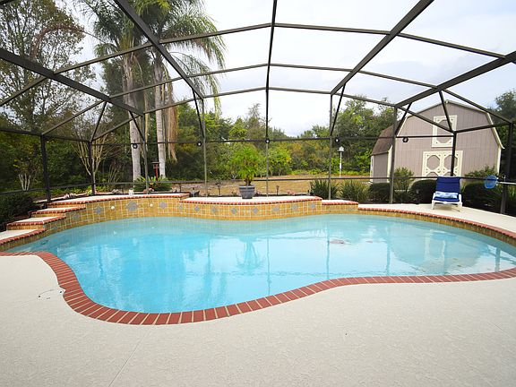 5th image of 1824 N Kingway Dr