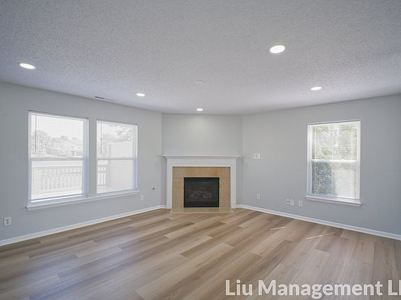 3rd image of 10020 Olympic Cir