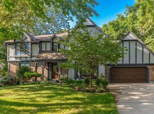 11539 Hadley St, Overland Park, KS 66210