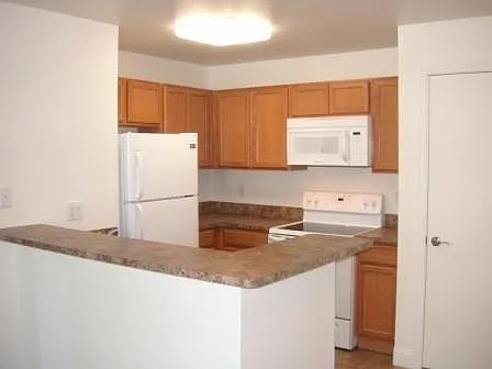 Brooktree Apartments — Photo 5