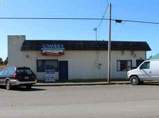 138 N Wasson St, Coos Bay, OR 97420