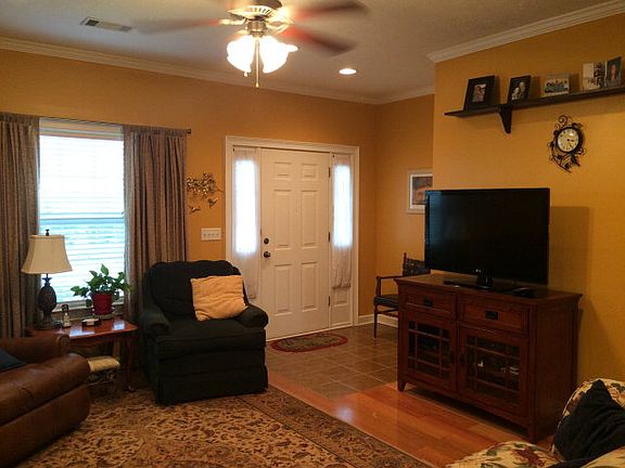 2nd image of 6050 Village West Ln