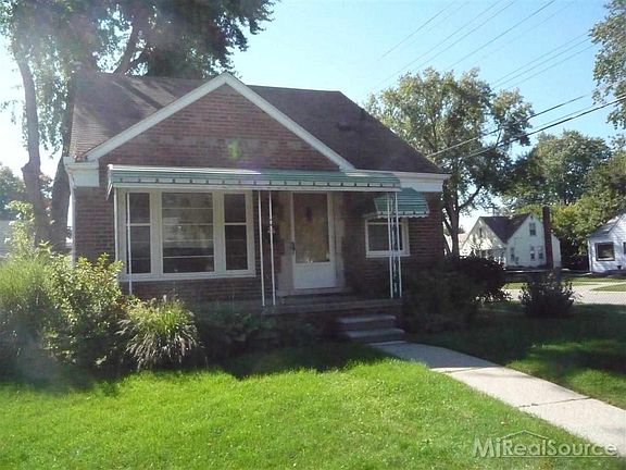 2nd image of 17810 Lincoln Dr