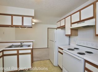 2710 S Ingram Mill Rd APT 9, Springfield, MO 65804