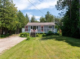 553 Bay St, South Bruce Peninsula, ON N0H2T0
