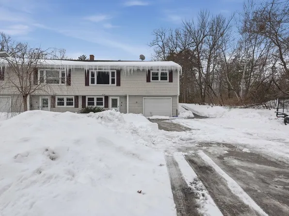 8 Rayes Drive, Hudson, NH 03051