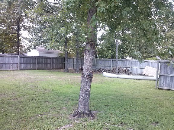 3rd image of 5901 Deerwood Dr