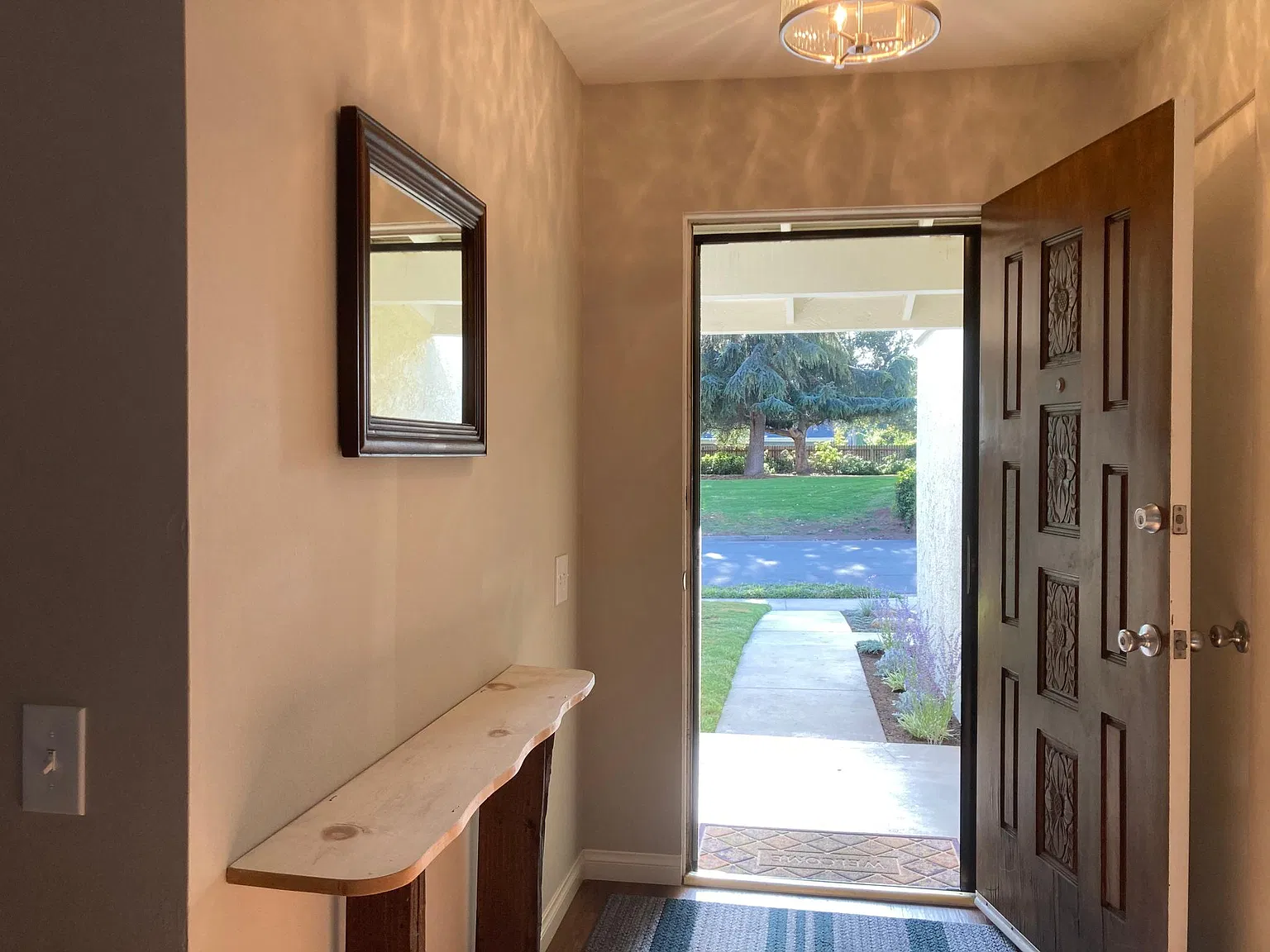 1486 Eucalyptus St — Photo 2