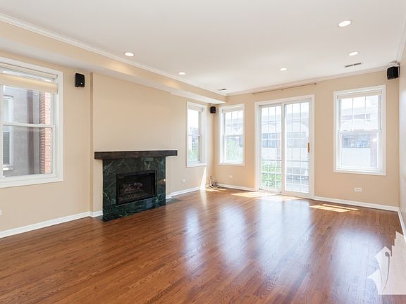 4th image of 1326 W Belmont Ave #B3e