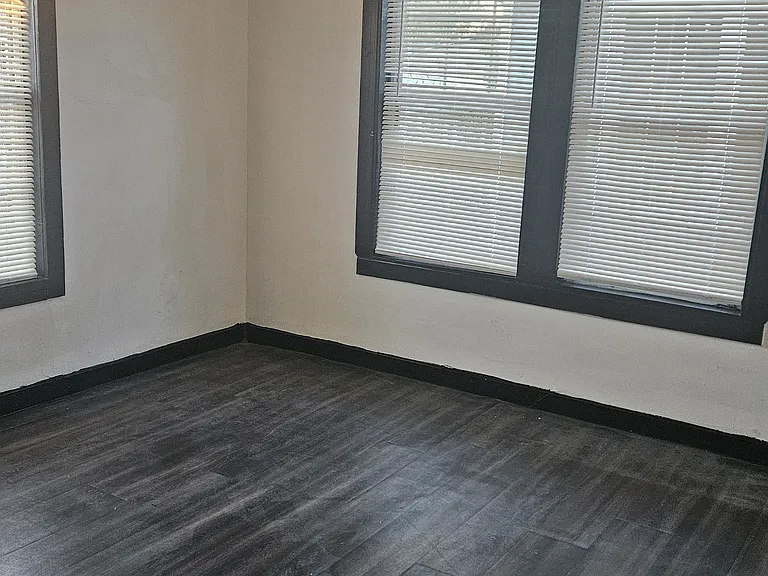 3702 Crane St — Photo 8