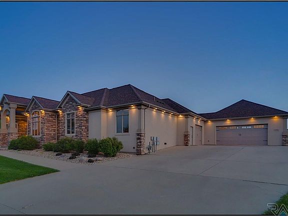 5th image of 2701 W Dalston Cir