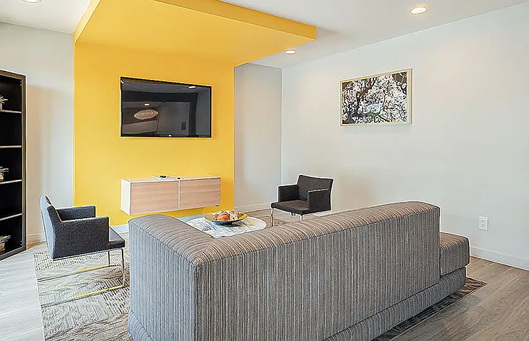 The Ridge Apartments — Photo 16