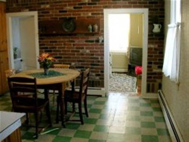 3rd image of 1030 KINDERHOOK Street