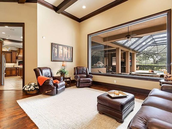 5th image of 210 Canterwood Ln