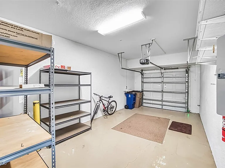 3211 Cottonwood Bnd #705 — Photo 30