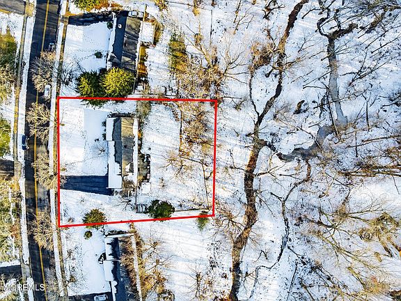 3rd image of 160 Glendale Drive