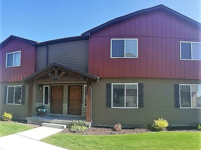 555 Countryside Ave — Photo 1