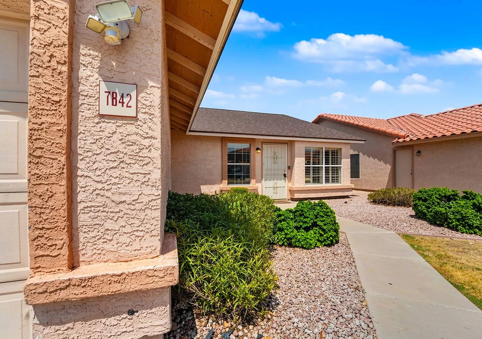 Major Updates Just Completed | 4 Bed Peoria Home with No HOA — Photo 2