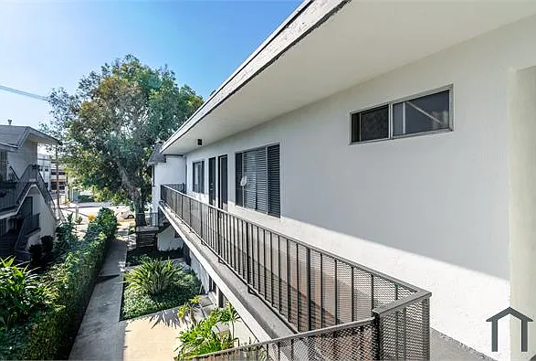4170 Inglewood Blvd #1 — Photo 9