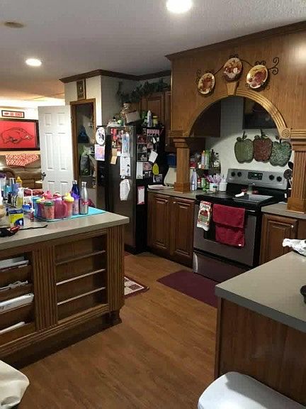 1st image of 369 Linwood Ln