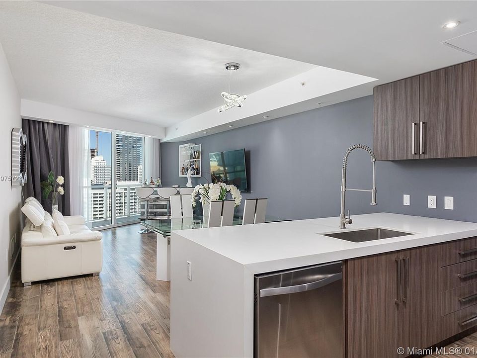 1st image of 1900 N Bayshore Dr APT 1808