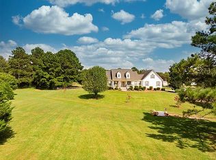 1014 Saddle Hill Rd, Greenwood, SC 29646