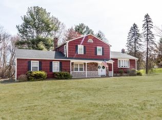 47 Mariner Cir, Trumbull, CT 06611