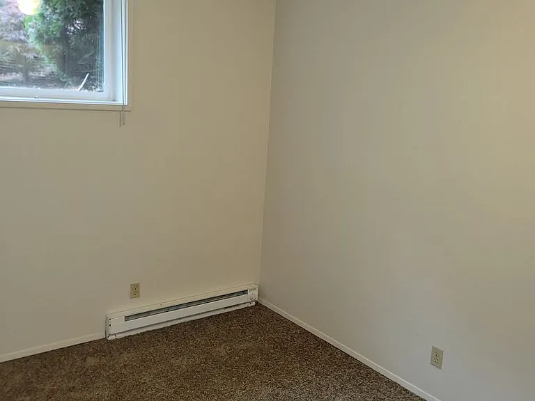339-Walnut Hill Apartments — Photo 13